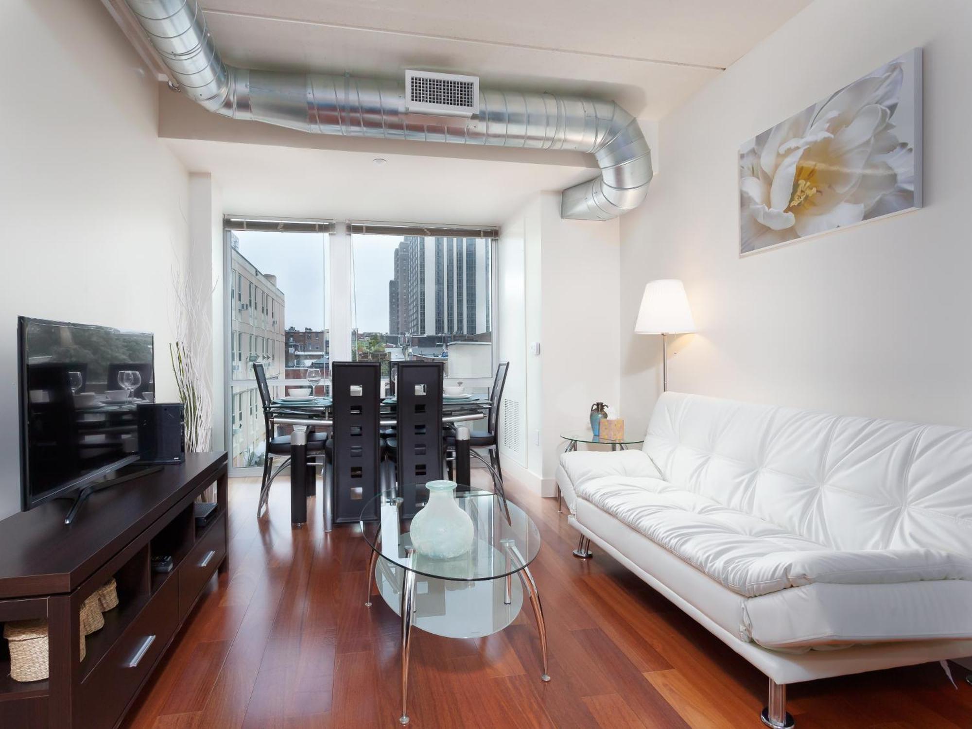 Pet Friendly 2 Bedroom And 2 Bathroom Near Rittenhouse Apts Apartment Philadelphia