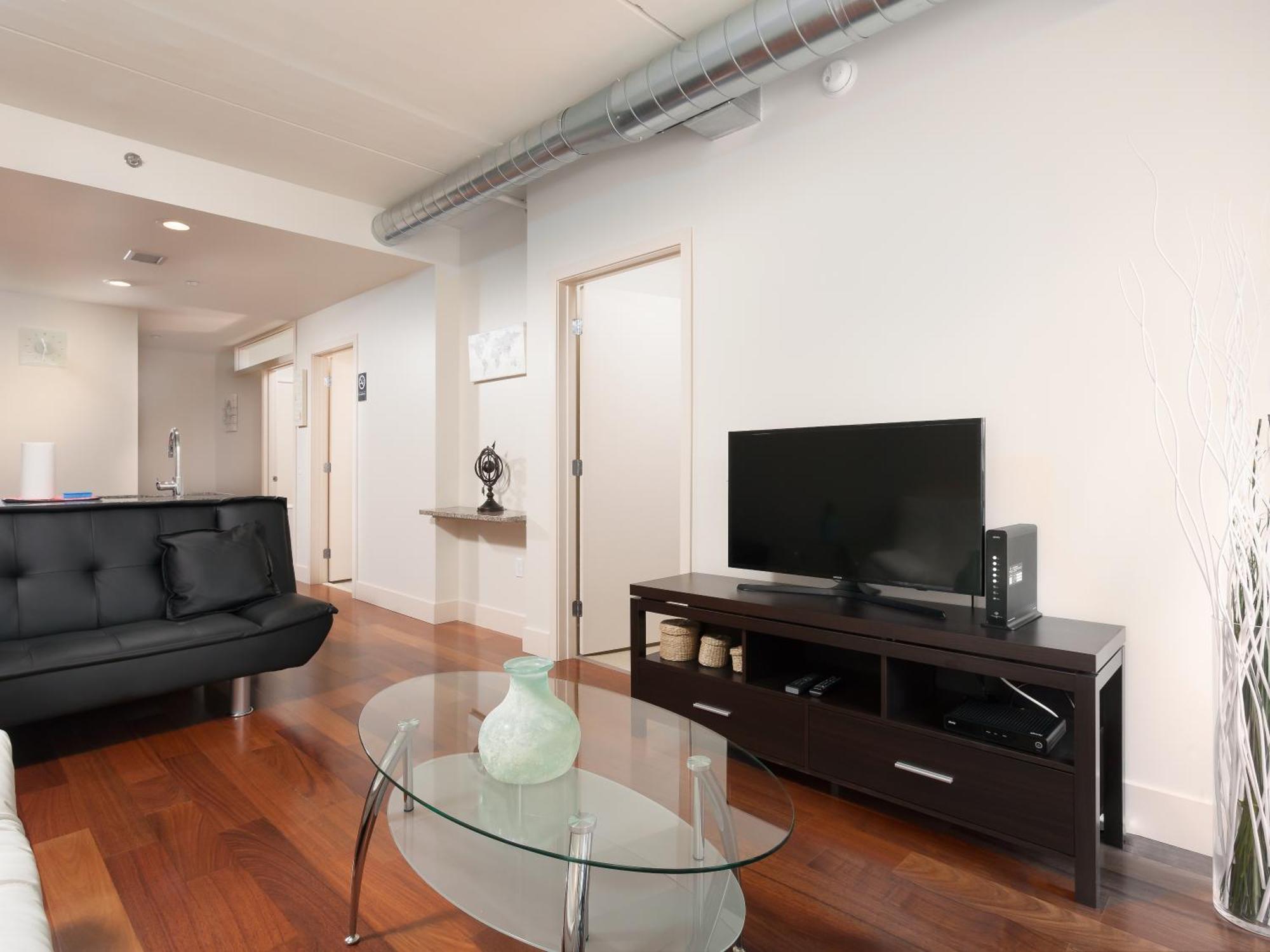Apartment Pet Friendly 2 Bedroom And 2 Bathroom Near Rittenhouse Apts